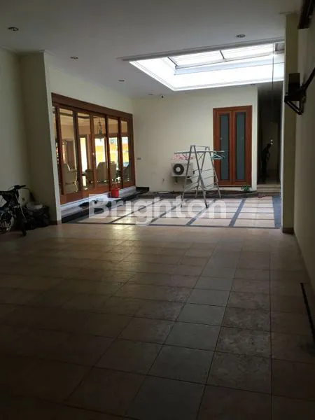 image RUMAH DI JALAN PROTOKOL UTAMA SEMARANG (4)