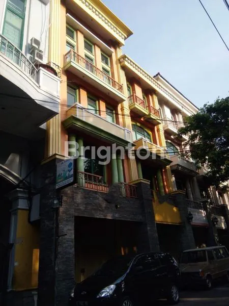 RUKO PUSAT KOTA LOKASI STRATEGIS