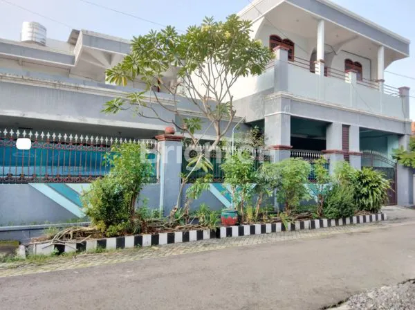 image RUMAH INDUK DAN INDEKOS MAYJEND SUNGKONO JALAN PAKIS TIRTOSARI SURABAYA (1)