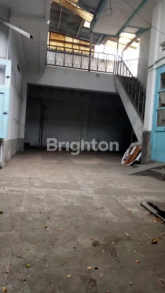 image RUANG USAHA DEKAT ALUN-ALUN MALANG (3)