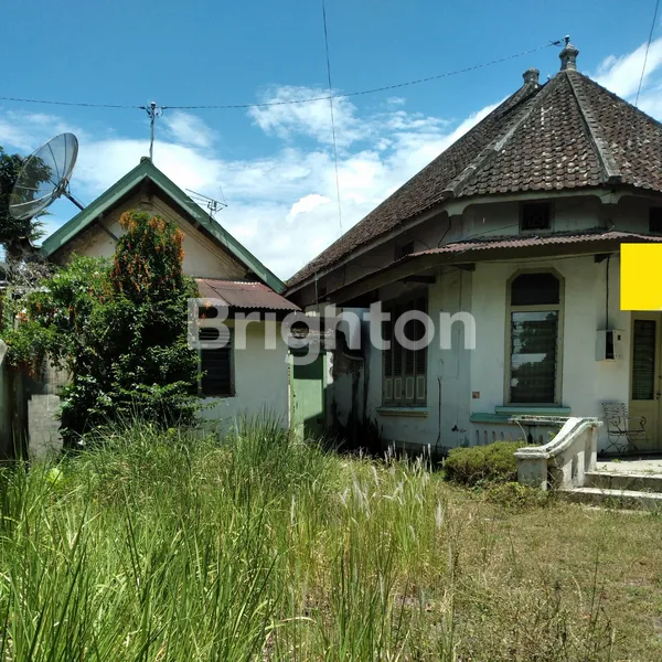 image RUMAH KUNO ANTIK BANGUNAN BELANDA (3)
