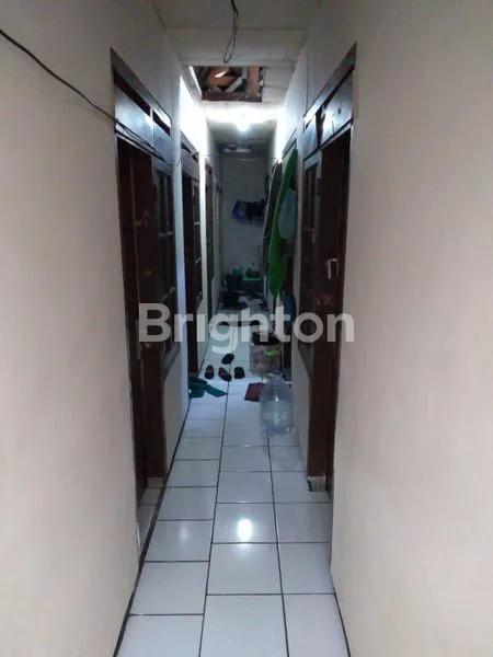 image KOST-AN TERISI BUTUH UANG BANGET !!! (1)