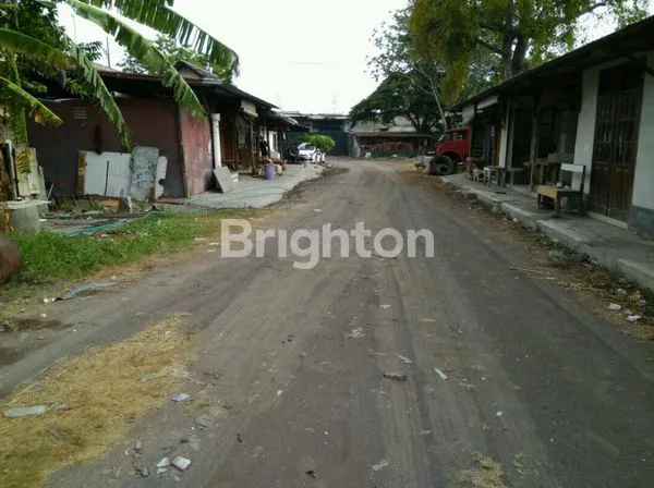 image GARASI TRUK HITUNG TANAH HANYA 200MTRR DR RAYA KEDUNG COWEK  (4)