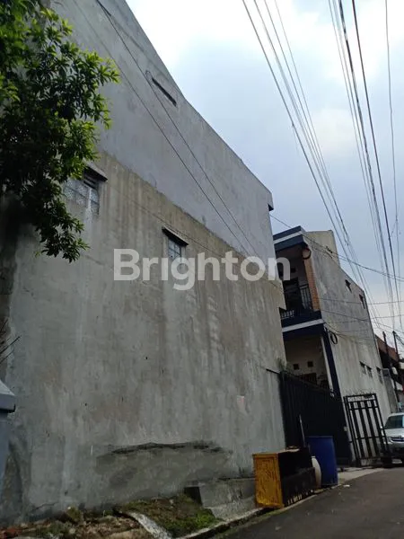 image RUMAH KONTRAK PER KAMAR SISTEM KOS-KOSAN DI JAKARTA SELATAN, COCOK UNTUK INVESTASI (1)