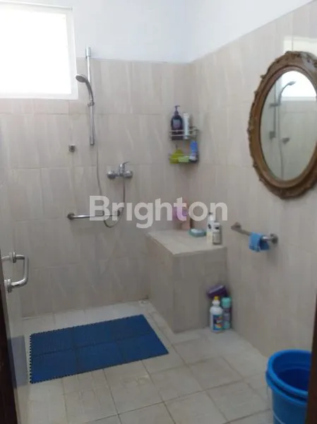 image RUMAH DI JALAN MALABAR MALANG (6)