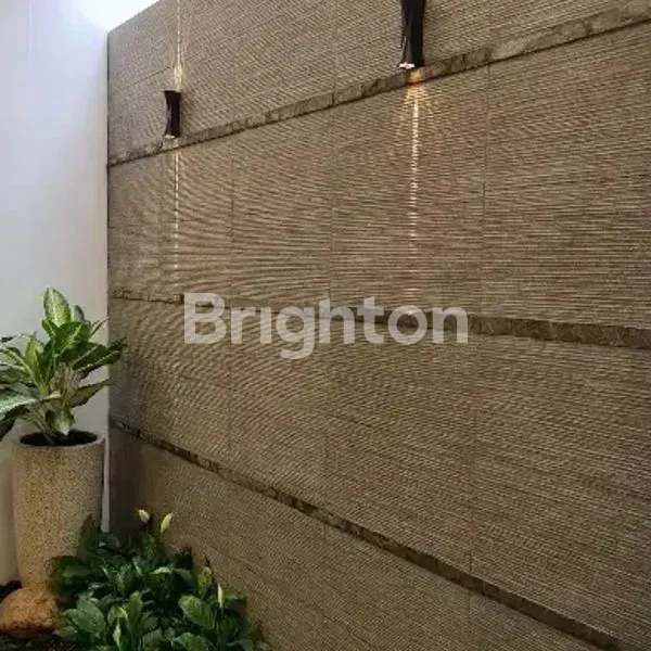 image  RUMAH SUPER COZY SIAP HUNI  DIAN ISTANA (5)