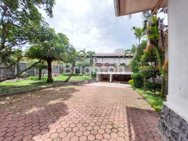 image RUMAH LUAS DAERAH SUNANDARPRIO (2)