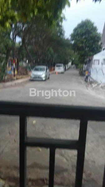 image RUMAH SIAP HUNI DI GADING ARCADIA KELAPA GADING (3)