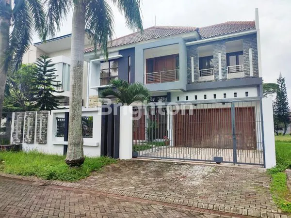 image RUMAH DI JALAN RAYA GRAHA GOLF ARAYA (1)
