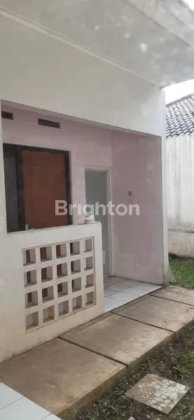 image RUMAH CANTIK DI PERUMAHAN YANG NYAMAN (7)