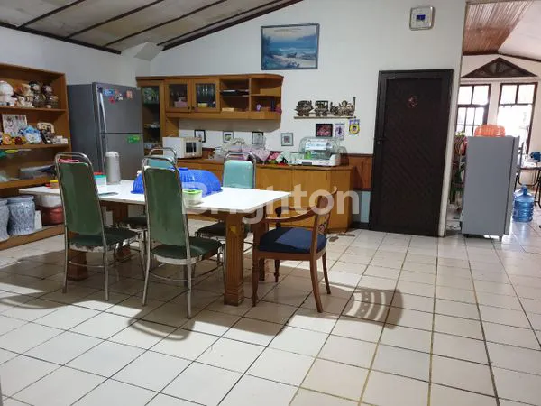 image RUMAH 2 LANTAI DUKUH PAKIS LOKASI STRATEGIS (7)