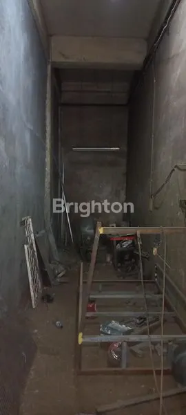 image BANGUNAN 2,5 LT TERUSAN PASTEUR COCOK UNTUK BENGKEL, WORKSHOP ATAU RUKO. (2)