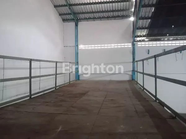 image GUDANG RAYA KENJERAN (3)