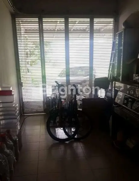 image RUMAH SIAP HUNI, LOKASI DEKAT PASAR MODERN CITRALAND (8)