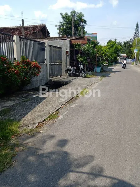 image RUMAH DEKAT KANTOR KECAMATAN BANGUNTAPAN (3)