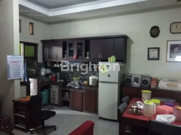 image RUMAH CANTIK HARGA MENARIK DI WAGE - TAMAN SIDOARJO (2)