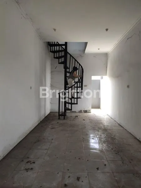 image RUKO JALAN RAYA KEMBAR SANGAT STRATEGIS (4)