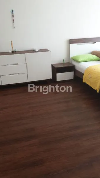 image RUMAH HOEK 2 LT CANTIK DI PHG GADING SERPONG TANGERANG (2)