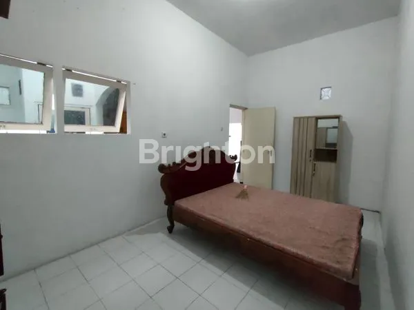 image RUMAH FURNISHED, TERAWAT DAN SIAP HUNI DI PONDOK JATI (2)