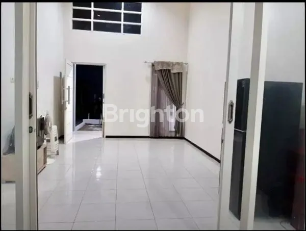 image RUMAH MINIMALIS SIAP HUNI DI ROYAL CITY GEDANGAN (4)