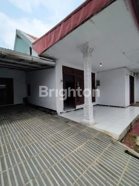 image RUMAH DI JAKARTA TIMUR JALAN PENGAYOMAN UTAN KAYU UTARA (4)