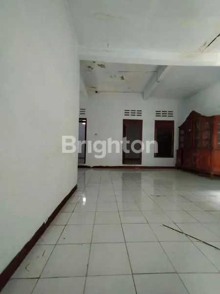image RUMAH DI JAKARTA TIMUR JALAN PENGAYOMAN UTAN KAYU UTARA (2)