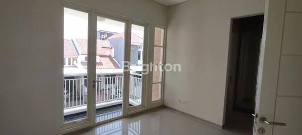 image NEW GRESS, BARU MINIMALIS! CLUSTER DEPAN. DEKAT ITS MALL MULYOSARI EDUCITY GLORIA XIN ZHONG. (4)