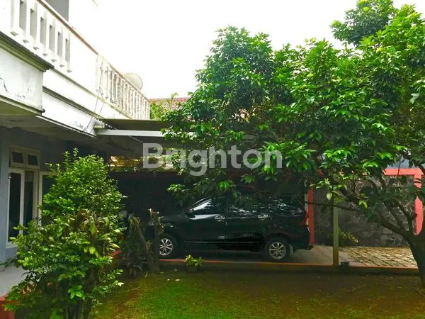 image RUMAH LUAS UNTUK KELUARGA BESAR, NYAMAN DAN ASRI (7)