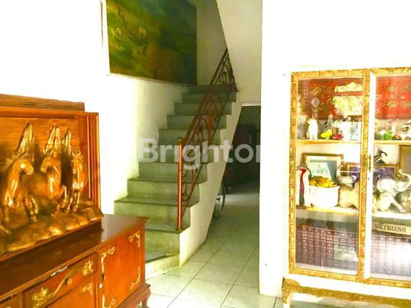 image RUMAH LUAS UNTUK KELUARGA BESAR, NYAMAN DAN ASRI (8)