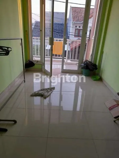 image RUMAH DI BABATAN PRATAMA (3)