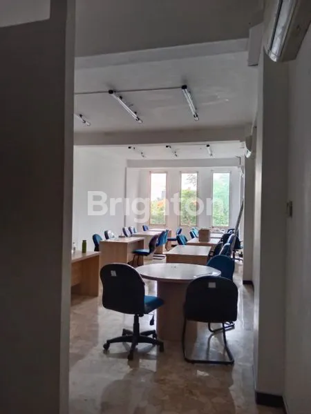 image RUKO TENGAH KOTA COCOK UNTUK USAHA (5)