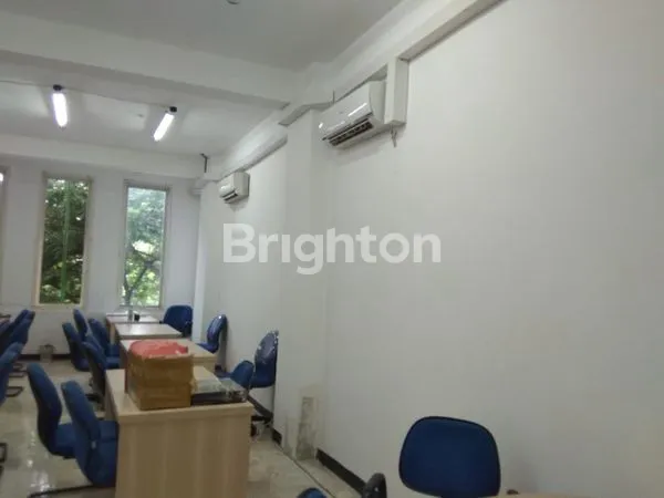 image RUKO TENGAH KOTA COCOK UNTUK USAHA (3)