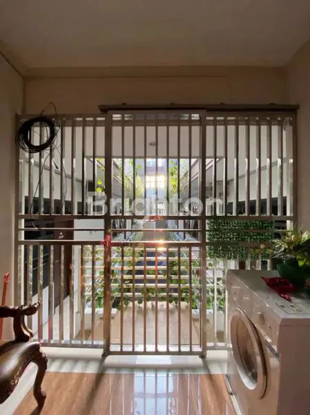 image RUMAH PENGIAPAN RUNGKUT, BANTING HARGA (9)