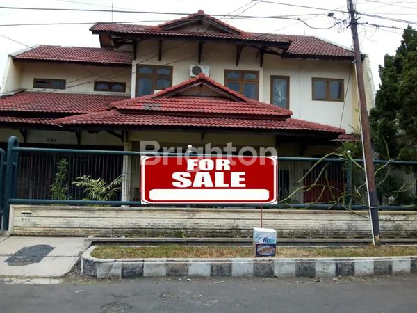 Gambar Property RUMAH MEWAH SEMI FURNISHED DI PERUMAHAN MARGOREJO INDAH