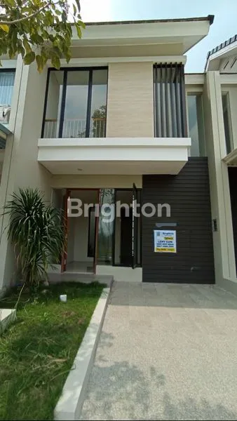 image RUMAH 2 LANTAI BERSIH DAN TERAWAT SIAP HUNI  (1)