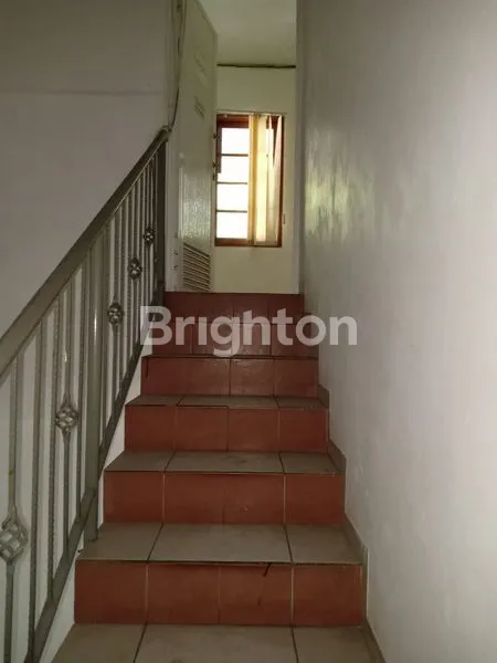 image RUKO BANGUNAN 3 LANTAI DI CILANDAK JAKARTA SELATAN (2)