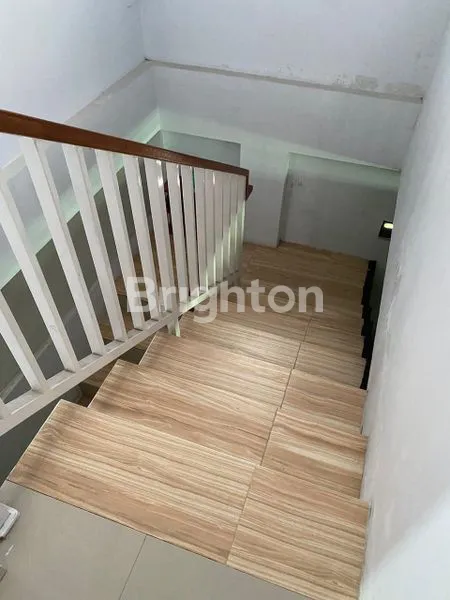 image RUMAH DAN TEMPAT USAHA LOKASI PINGGIR JALAN BESAR ADI SOEMARMO KARTASURA (4)