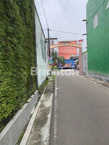 image RUMAH DAN TEMPAT USAHA LOKASI PINGGIR JALAN BESAR ADI SOEMARMO KARTASURA (2)