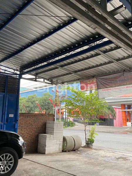 image RUMAH DAN TEMPAT USAHA LOKASI PINGGIR JALAN BESAR ADI SOEMARMO KARTASURA (3)