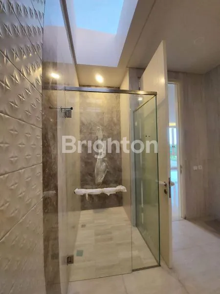 image RUMAH MEWAH PAKUWON CITY GRAND ISLAND VIRGIN GORDA SIAP HUNI (8)