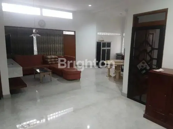 image RUMAH DI RUNGKUT ASRI (8)