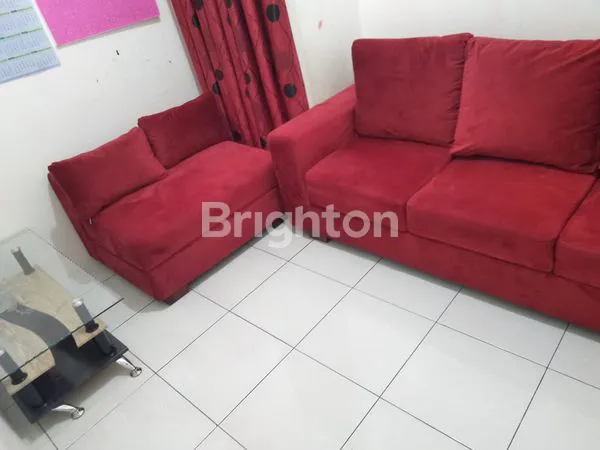 image RUMAH CANTIK MINIMALIS SIAP HUNI HARGA TERBAIK (2)