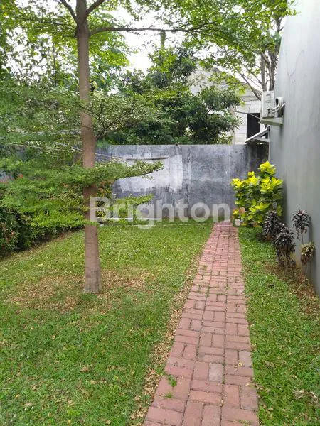 image RUMAH CANTIK MINIMALIS SIAP HUNI HARGA TERBAIK (8)