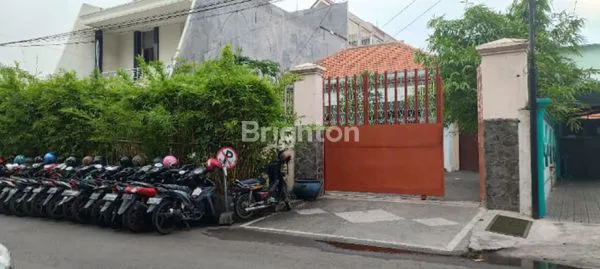 image PUSAT KOTA EMBONG KENONGO EX OFFICE + HOTEL SIAP PAKAI LAHAN PARKIR LUAS (1)