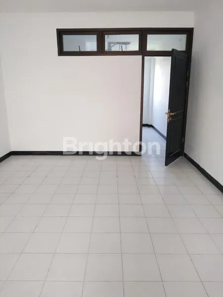 image LOKASI STRATEGIS DI COMMERCIAL AREA PANJANG JIWO SURABAYA (8)