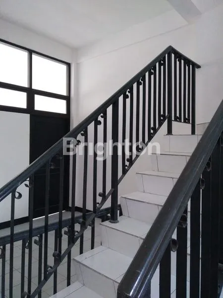 image LOKASI STRATEGIS DI COMMERCIAL AREA PANJANG JIWO SURABAYA (5)