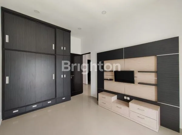 image RUMAH SIAP HUNI KLAMPIS SEMOLO TIMUR (7)