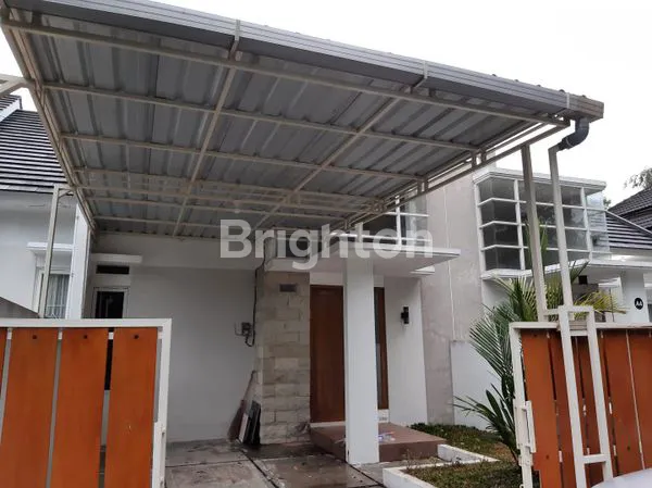 image RUMAH GREESS DEKAT UII JAKAL (1)