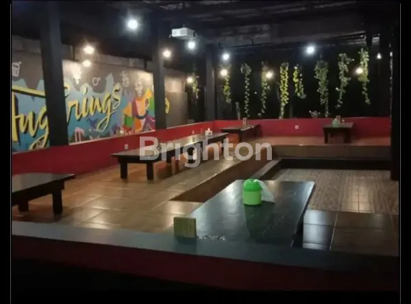image TEMPAT USAHA COCOK UNTUK CAFE ATAU RUMAH MAKAN (2)