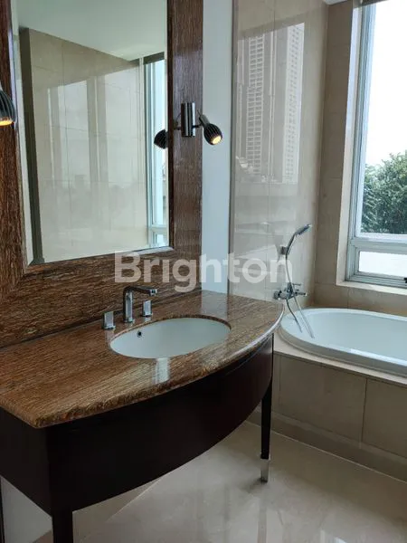 APARTMENT BOTANICA JAKARTA SELATAN EXPATRIATE PRIVATE LIFTC